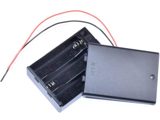 Battery Box Holder 3 x AA with Lid and Power Switch 4